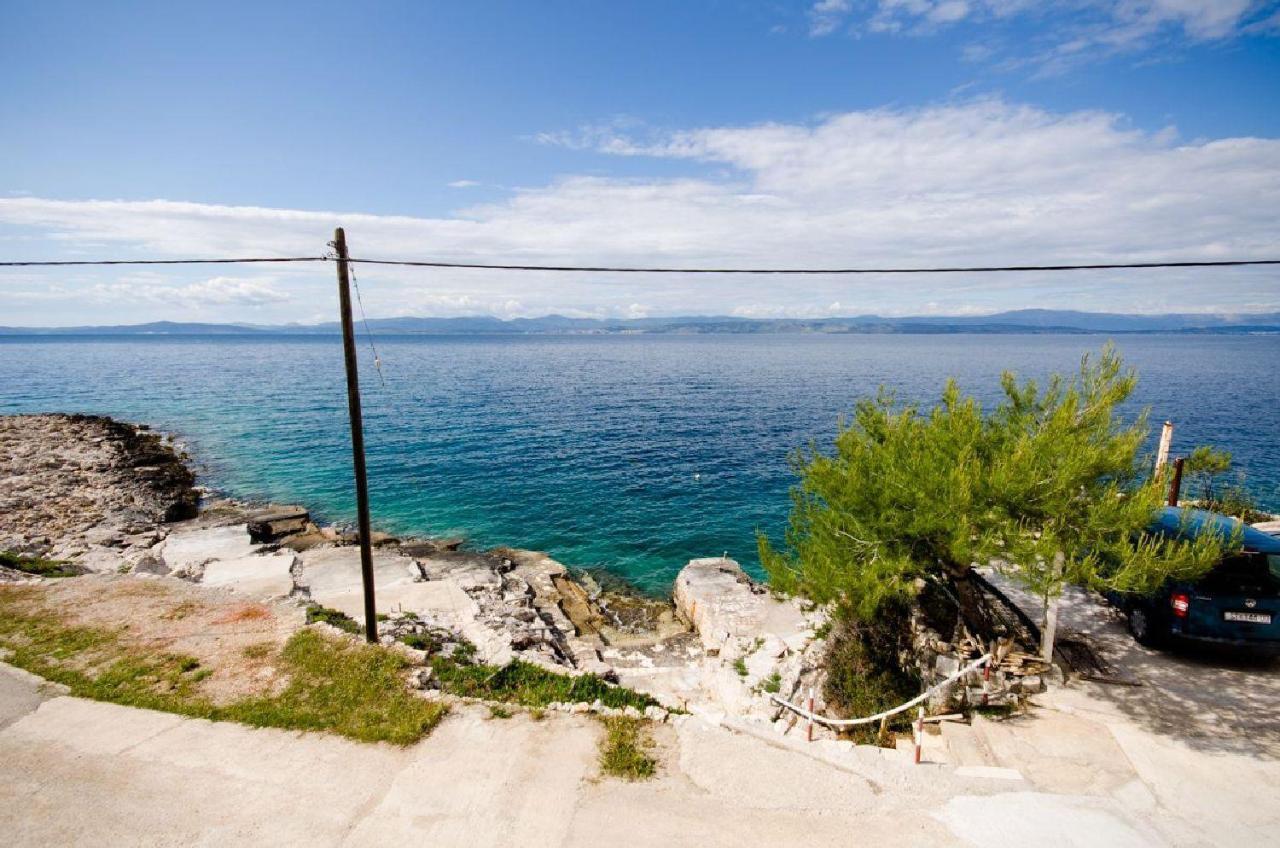 Apartment Barba Rogač Eksteriør billede