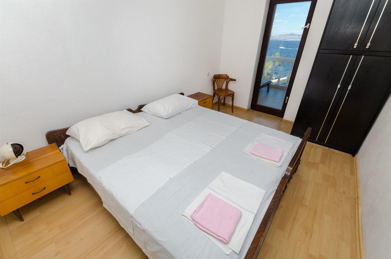 Apartment Barba Rogač Eksteriør billede
